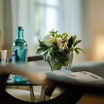 Romantik Neuhaus 4*