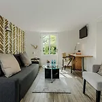 Romantik Neuhaus 4*