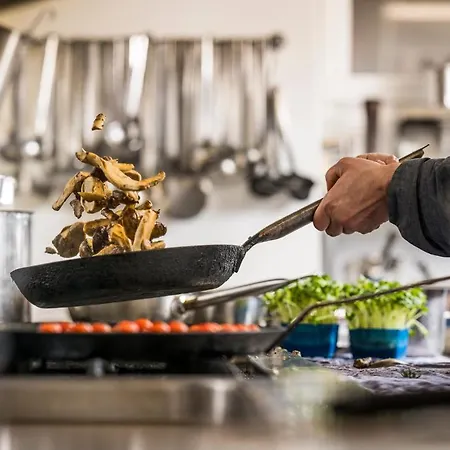 Szálloda Romantik Neuhaus 4*