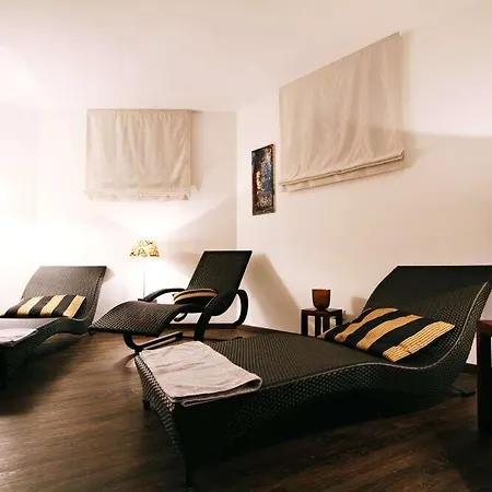 Romantik Neuhaus 4* Iserlohn