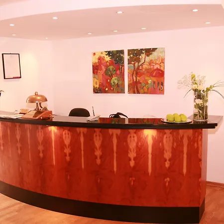 Romantik Neuhaus Szálloda