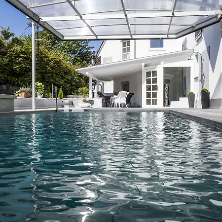 Szálloda Romantik Neuhaus