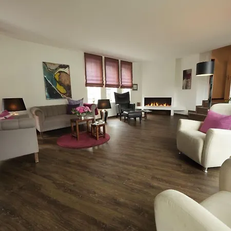 Romantik Neuhaus Szálloda Iserlohn