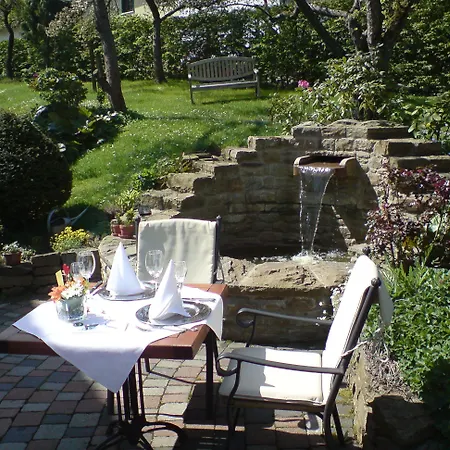 Romantik Neuhaus Szálloda 4*