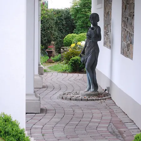 Szálloda Romantik Neuhaus