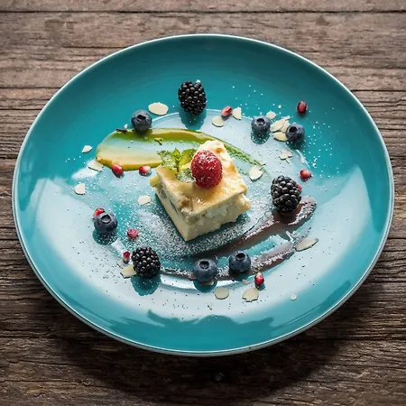 Szálloda Romantik Neuhaus 4*