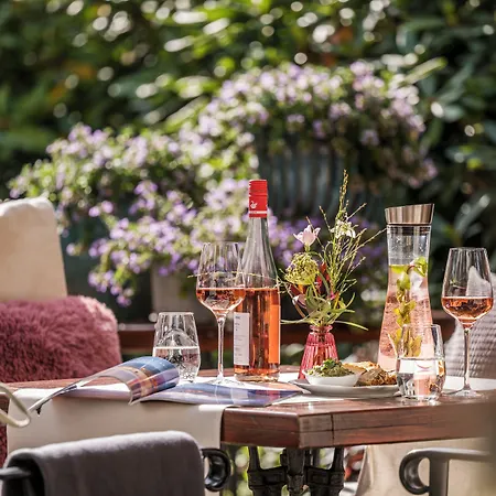 Szálloda Romantik Neuhaus Iserlohn