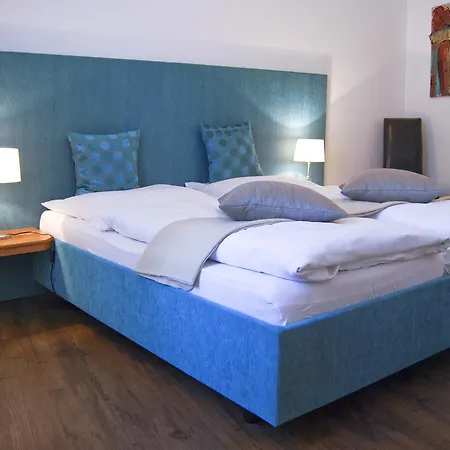 Romantik Neuhaus Szálloda 4*