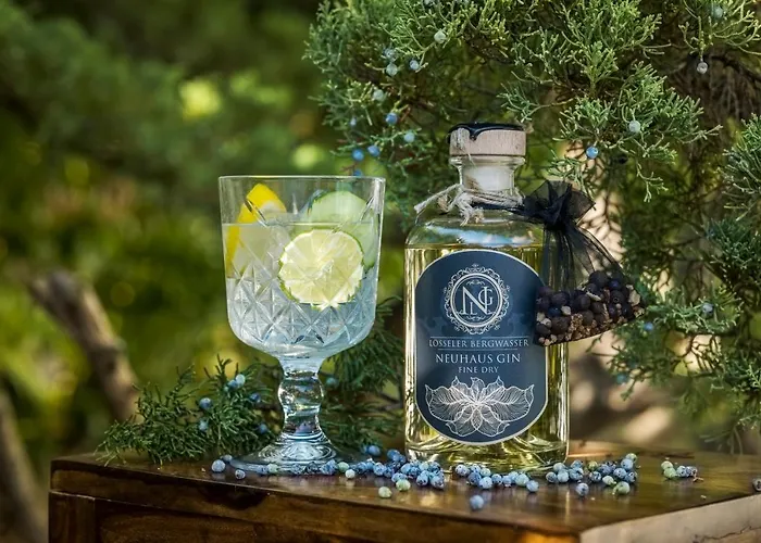 Romantik Neuhaus 4* 이제를론