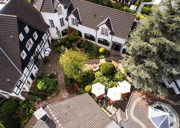 Romantik Neuhaus 4* Iserlohn